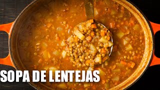 Cómo hacer una rica sopa de lentejas con plátano macho frito [upl. by Nomahs]