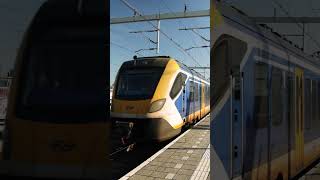 Utrecht Vaartse Rijn ns nederlandsespoorwegen treinen train treinleven trainspotting [upl. by Enyrb573]