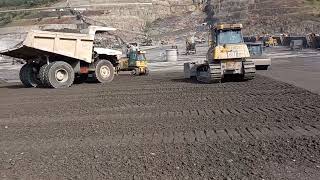 Construction of RCC Dam by slope layer method Bedding placing Spreading compaction and GERCC [upl. by Swetiana]