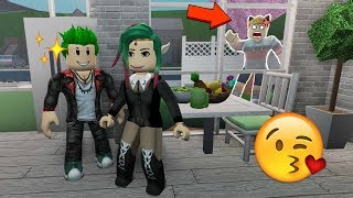 😤PONIENDO CELOSO A MI EX NOVIO🔮ROBLOX Rolplay [upl. by Tolkan]