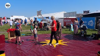 Tweede editie Bouwvak Festival valt in de smaak quotWy sjogge minsken genietsjenquot [upl. by Barkley]