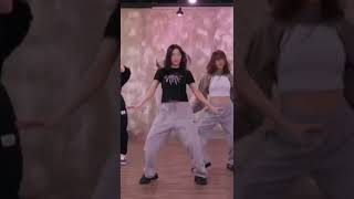 Seulgi quotStep Backquot Dance Practice FOCUS [upl. by Lavinie]