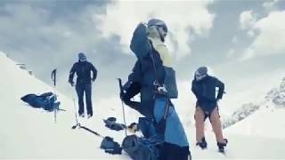 Andreas gumpenberger and his team fly over Karakoram mountains😍 GilgitBaltistan Pakistan [upl. by Thoer]