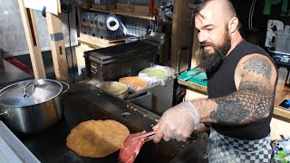 Italian quotPiadinaquot Flat Bread with Juicy Steak London Street Food [upl. by Fredek]