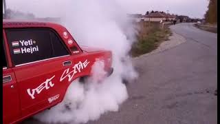 LADA 2107 R5 BURNOUT gumifüst [upl. by Elodia]