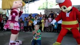 Dance battle between Junjun Jollibee and Hetty [upl. by Spense]