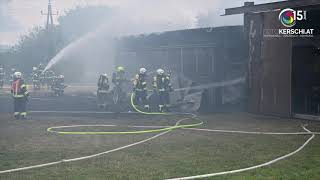 Maschinenhallenbrand in WaldneukirchenNeun Feuerwehren im Löscheinsatz [upl. by Norwood]