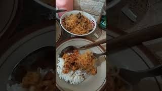 SARAPAN SAMBEL GORENG KENTANG TAHU AYAM DAN BIHUNcooking makan breakfastfood masukberanda [upl. by Anegue]