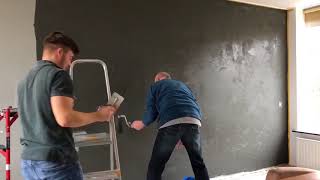 Betonlook aanbrengen op de wand instructie video Concrete look [upl. by Noiek689]