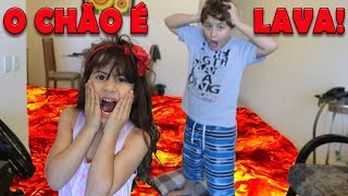 SALVESE QUEM PUDER O CHÃO É LAVA 🔥 Maria Clara amp JP THE FLOOR IS LAVA CHALLENGE [upl. by Asimaj78]