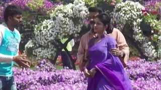 Mohanlal amp Meera jasmine in ladies and gentlemen song shooting at DUBAI [upl. by Enimassej171]