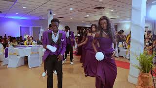 Congolese Wedding Entrance Dance  ONCTION  EPAKWA  Appleton WI [upl. by Ilojna279]