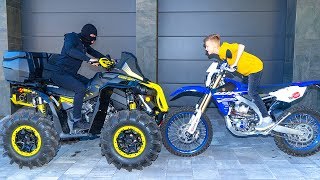 Мотоцикл VS Квадрика что круче  Motorcycle VS ATV [upl. by Akers]