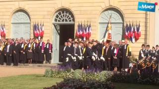 Lemainelibrefr  Présentation au drapeau au Prytanée [upl. by Nadabb534]