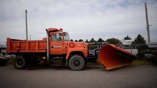 1994 Ford LN8000 Diesel Plow Truck [upl. by Ennagroeg]