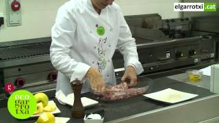 Receta cocina  Filet de porc al forn amb compota de poma [upl. by Nahtnahoj]