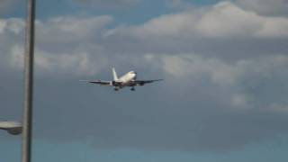 Italian Air Force 767200 arrives at Nellis AFB [upl. by Fabria]