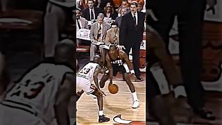 Clyde Drexler Embarrassing MJ 😦 shorts [upl. by Olson]