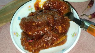 কাঁচা তেঁতুল দিয়ে তেঁতুলের চাটনি। Sweet and sour raw tamaried chutney recipe kacha tetuler souch [upl. by Ajar]