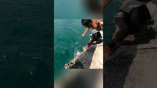 Rock Fishing part 4  Giant trevally fishing mancing ikanbesar gianttrevally rockfishing [upl. by Nageek]