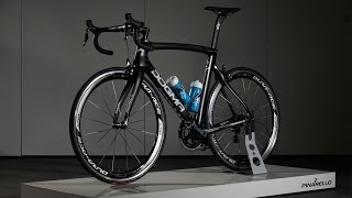 Take a look at Team Skys new Pinarello Dogma F8 bike [upl. by Airliah359]