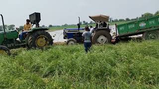 John Deere 5205 vs Swaraj 735 tochan mohitrajput9520 trending viral viralvideo [upl. by Sinnod977]