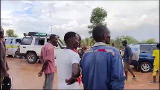 KeNHA closes NairobiGarissa Road due to flooding at Mororo area between Madogo Tana River Bridge [upl. by Winonah]