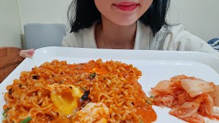 SAMYANG BULDAK SPICY NOODLE MUKBANG with Kimchi  No Talking [upl. by Etireuqram]