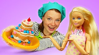 Kochen mit Barbie und Irene  2 Folgen am Stück  Puppenvideo für Kinder [upl. by Ahseinar401]