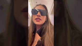 Simone Mendes no avião lotado de artistas 🥰 simonemendes sertanejoshortsviral shortvideosshorts [upl. by Cheslie703]