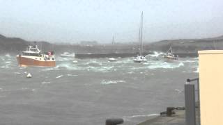 Port du Conquet lors de la tempête Ulla le 14 février 2014 très grosse mer au finistère [upl. by Assenov]