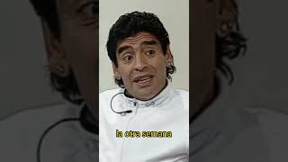 Por esto es que MARADONA siempre se ataba los CORDONES dentro del CAMPO de FÚTBOL 🤔⚽️ [upl. by Ecnal]