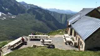 REFUGE DES ESTAGNOUS  Qualité Outdoor Ariège Pyrénées [upl. by Oicanata380]