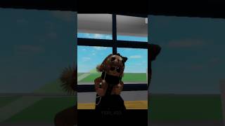 💩 UNA CACA EN MI PISO roblox robloxshorts brookhaven  Búscame como quotYERI493quot en Roblox 3 [upl. by Nivar]