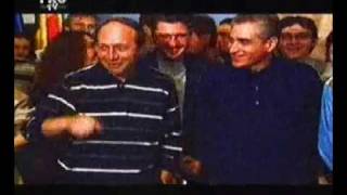 basescu zice muie tiam spusmp4 [upl. by Thora]