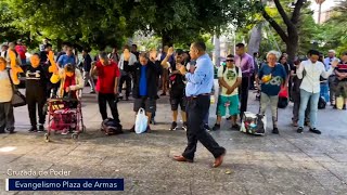 EVANGELISMO EN LA PRINCIPAL PLAZA DE SANTIAGO CHILE 🇨🇱 PASTOR HUGO ALBORNOZ [upl. by O'Mahony36]