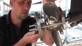 Using a prop puller to remove a FeatherStream propeller [upl. by Fenelia726]