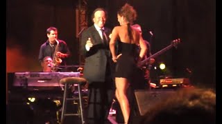 Julio Iglesias all of you  el bacalao Gira 2007 [upl. by Kcirednek]