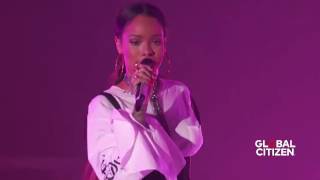 Rihanna quot Workquot Live [upl. by Rahcir]