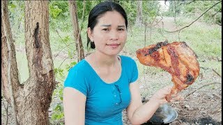 Beautiful woman takes chicken to cook delicious food My life [upl. by Sibeal]