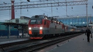 Прибытие ЭП1М697 с поездом №12 Москва — РостовнаДону [upl. by Nikolos]