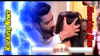 Shaurya kisses Mehek A Big smooch in Zindagi ki Mahek [upl. by Tillion639]