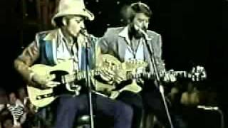 Jerry Reed amp Glen Campbell  Guitar Man [upl. by Oileve]