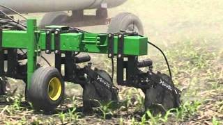 Yetter Magnum Fertilizer Applicator [upl. by Gabrila]