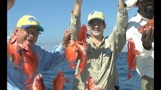 PESCA EM ALTO MAR NO LITORAL NORTE DE SC [upl. by Vacuva261]