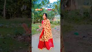 Tu Season ki Dhori 🥰🫶 ALKA YAGNIK 💖 Trend ShortsDanceviralvide bollywood Song [upl. by Asnarepse]