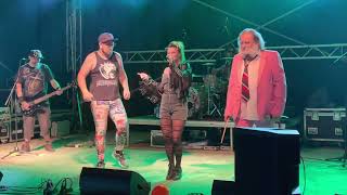 BijouTerrier  Prečo plačeš Vilém live Slavičín  272022  Karpaty FEST [upl. by Eissen]