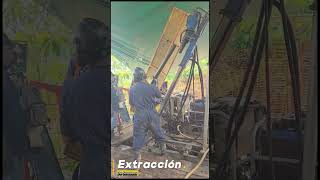 Extracción de Sondeos  Exploración  Minerales  Máquina de Perforación [upl. by Suravat635]