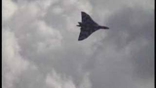 Avro Vulcan display at Wroughton 1992 [upl. by Giwdul856]