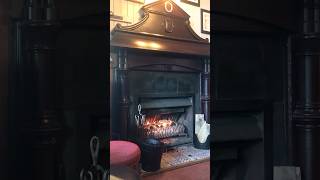 When it’s 2 degrees in Scotland 🏴󠁧󠁢󠁳󠁣󠁴󠁿and you find a warm cosy pub👍🏻 scotland fireplace [upl. by Royall336]